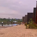 Resort & Resto Talaga Sundayana